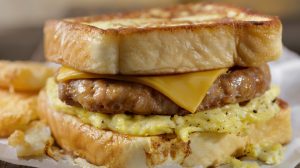 breakfast sandwich on bread