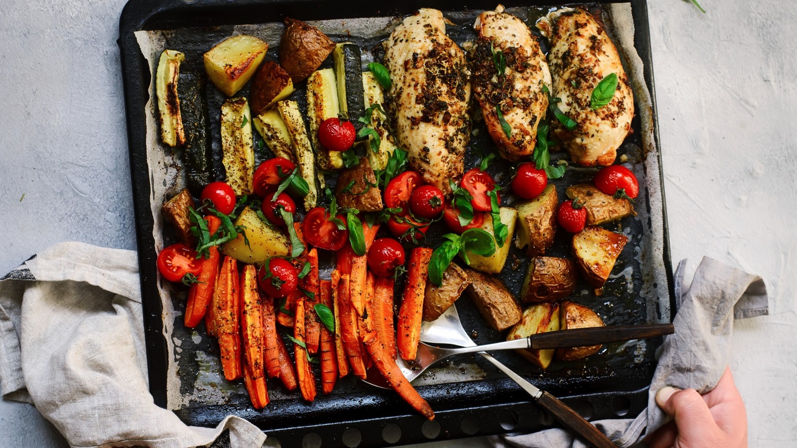 https://www.tastingtable.com/1414235/mistakes-sheet-pan-dinners/