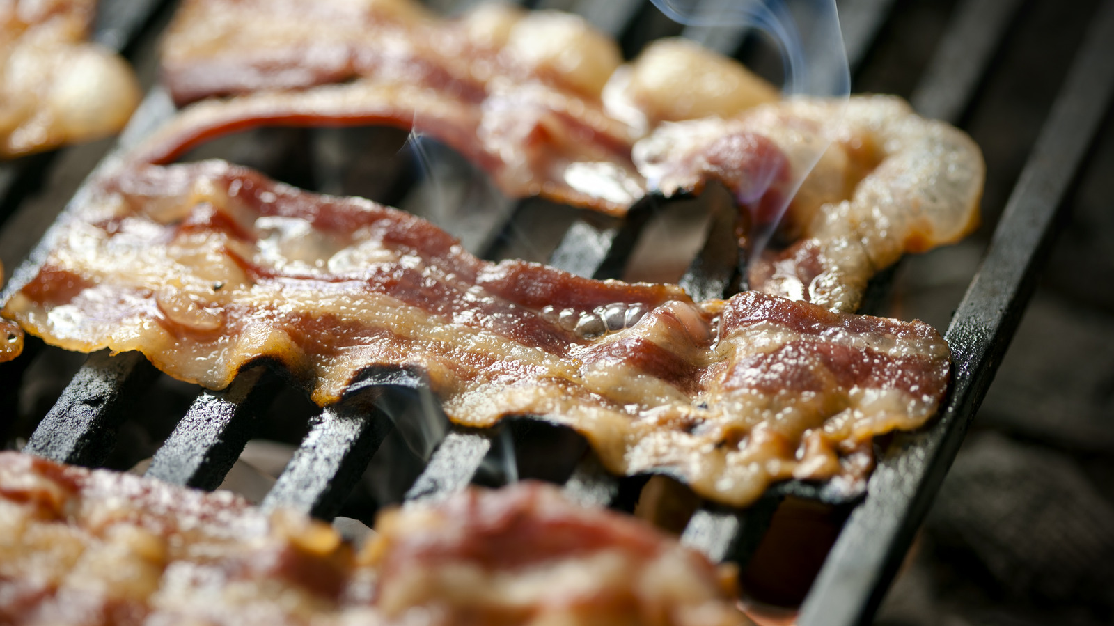 https://www.tastingtable.com/1593353/grill-breakfast-bacon/