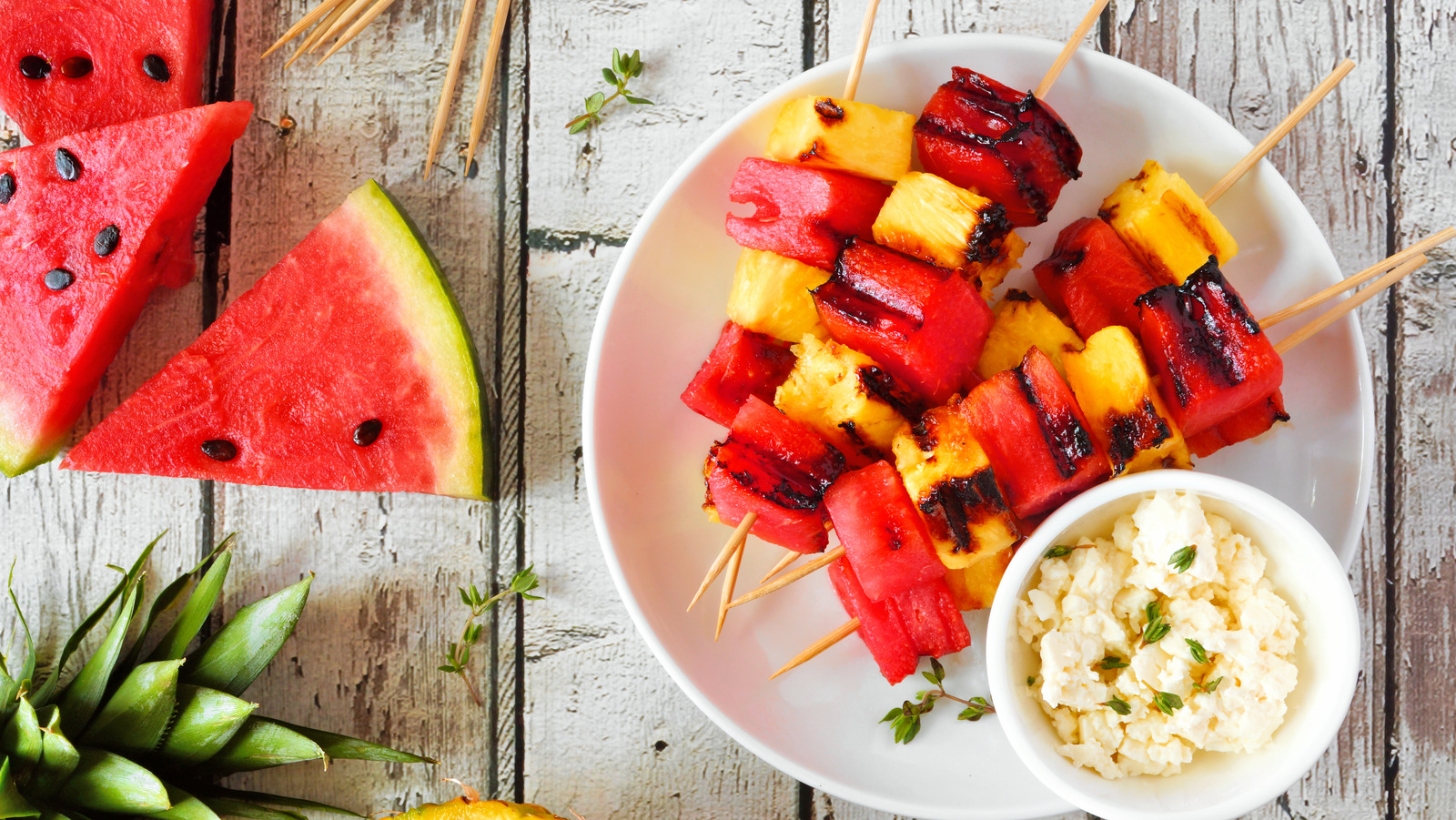 https://www.tastingtable.com/1597467/grill-fruit-kabob-appetizer/