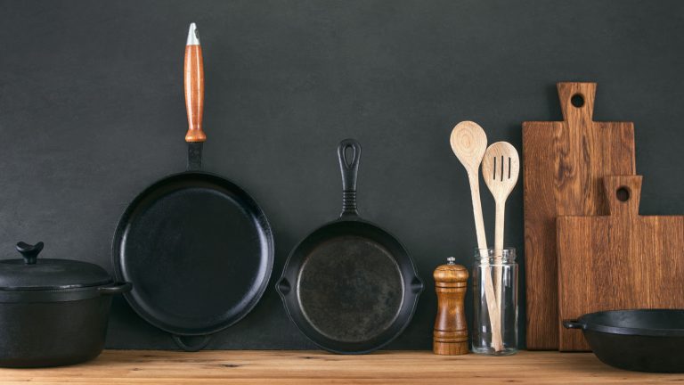 https://www.tastingtable.com/1583155/preheat-cast-iron-bakeware/