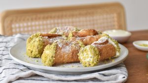 https://www.tastingtable.com/1575459/homemade-pistachio-cannoli-recipe/